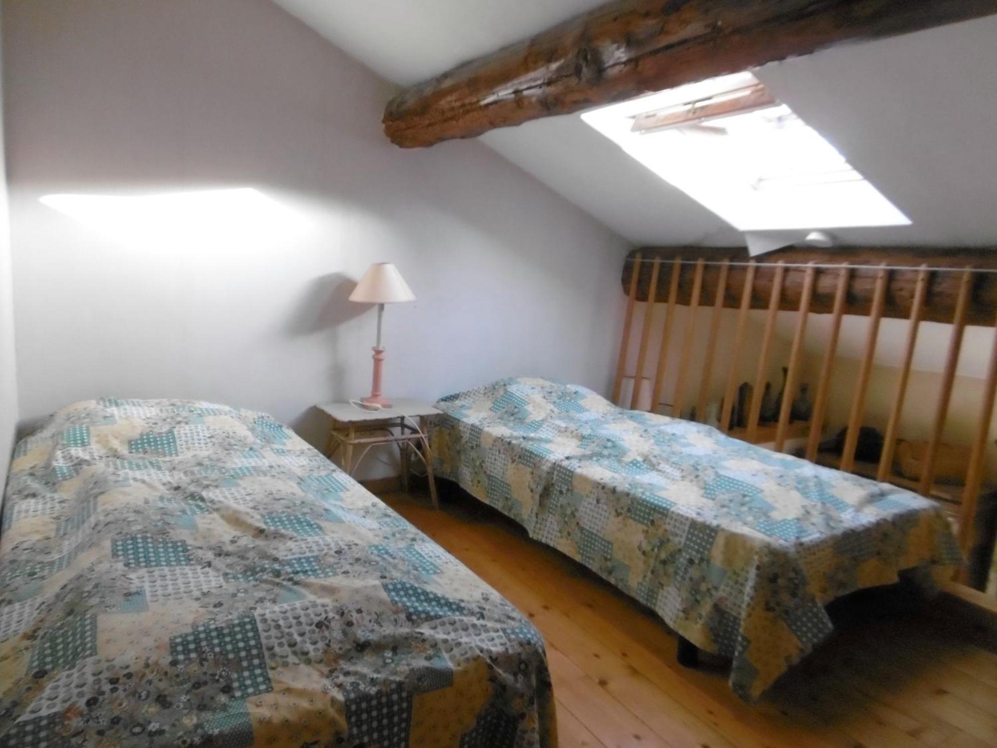 Le Val Leron Bed and Breakfast Valaurie Δωμάτιο φωτογραφία