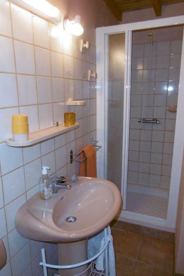 Le Val Leron Bed and Breakfast Valaurie Εξωτερικό φωτογραφία
