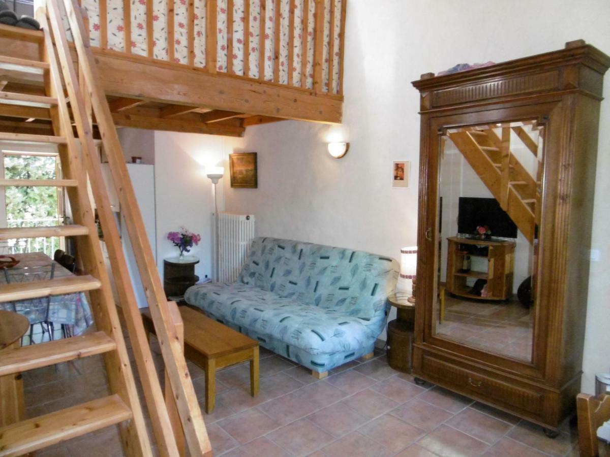 Le Val Leron Bed and Breakfast Valaurie Εξωτερικό φωτογραφία