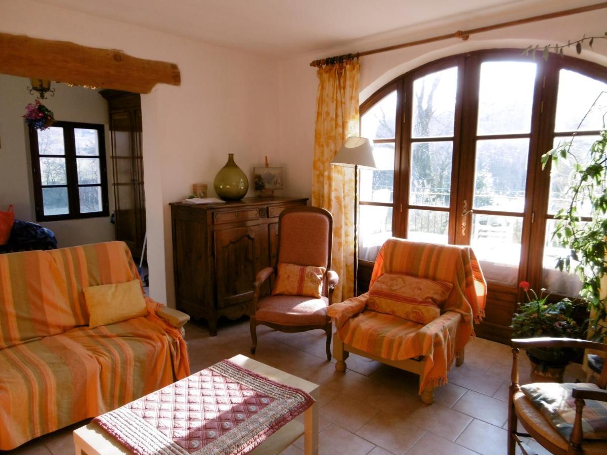 Le Val Leron Bed and Breakfast Valaurie Εξωτερικό φωτογραφία
