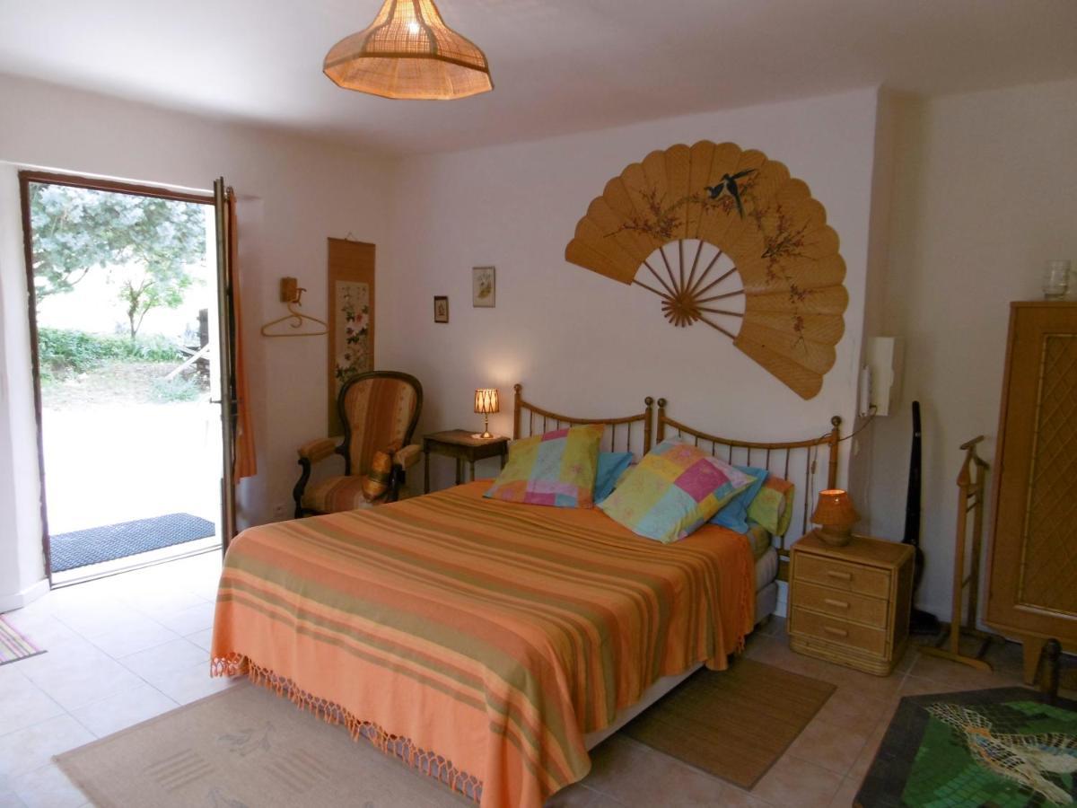 Le Val Leron Bed and Breakfast Valaurie Εξωτερικό φωτογραφία