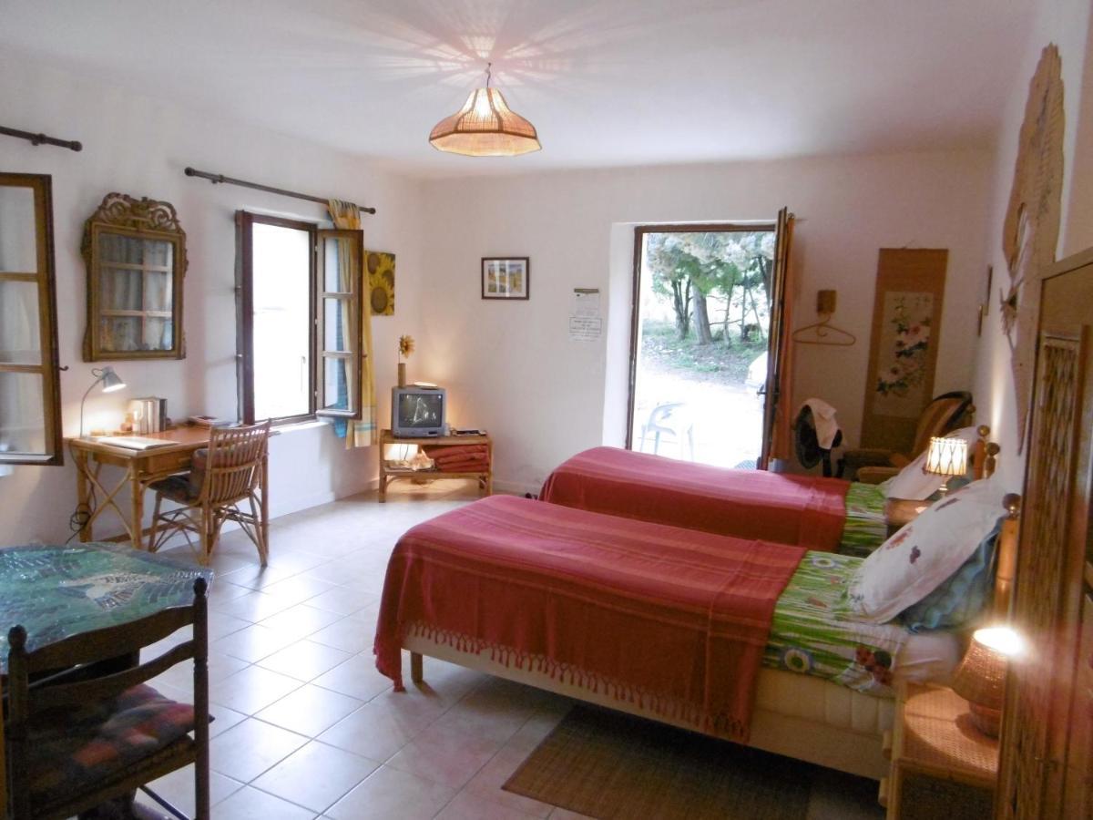 Le Val Leron Bed and Breakfast Valaurie Εξωτερικό φωτογραφία